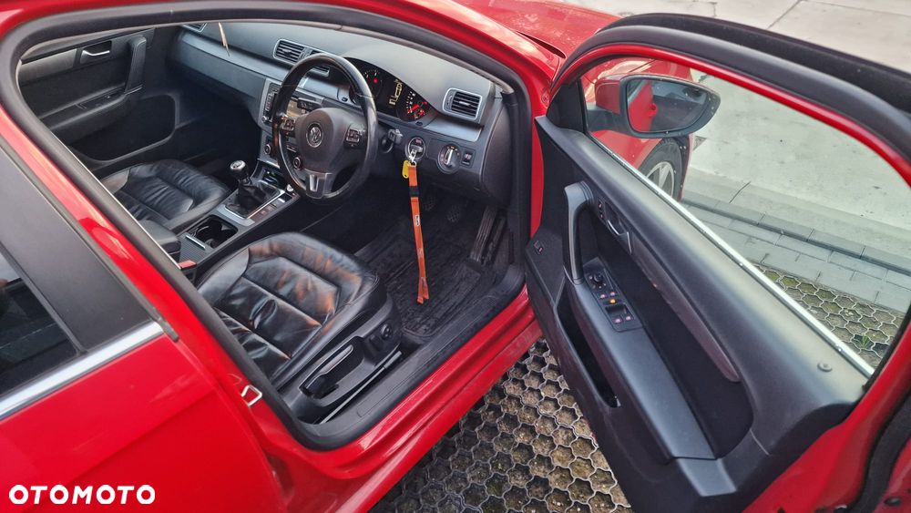 Volkswagen Passat 2.0 TDI 4Mot Comfortline - 10