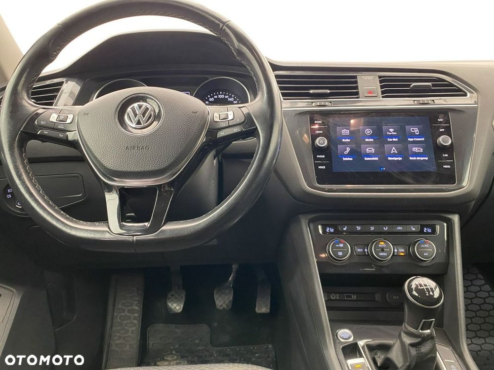 Volkswagen Tiguan Allspace - 10