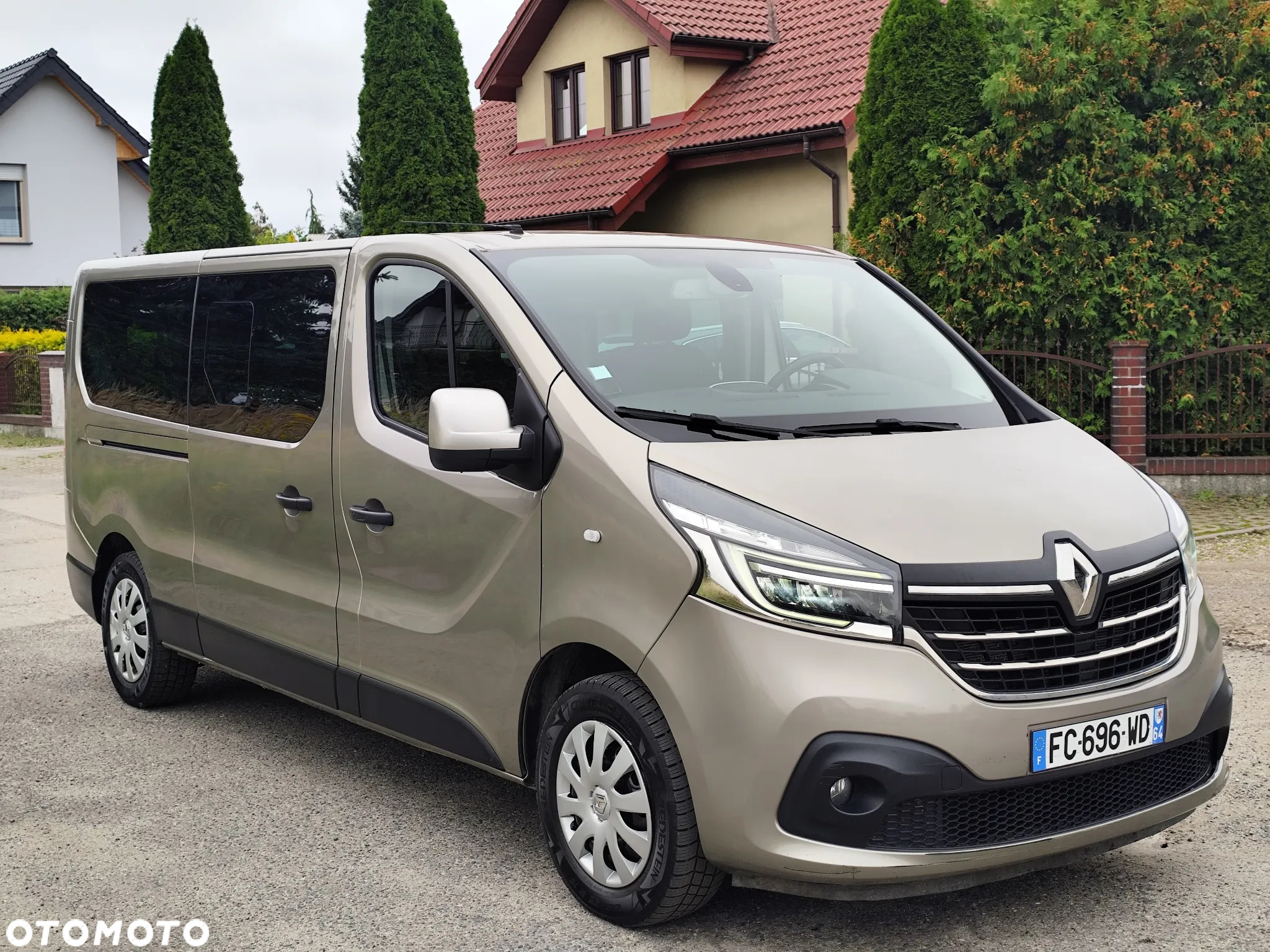 Renault Trafic Grand SpaceClass 2.0 dCi - 7