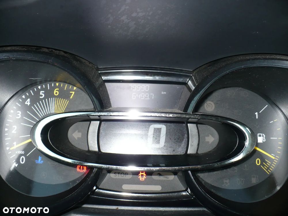 Renault Clio 1.2 16V 75 Authentique - 20