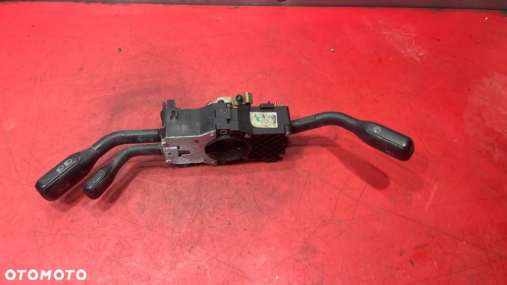 PRZEŁĄCZNIK ZESPOLONY PAJĄK AUDI A4 B5 - 4