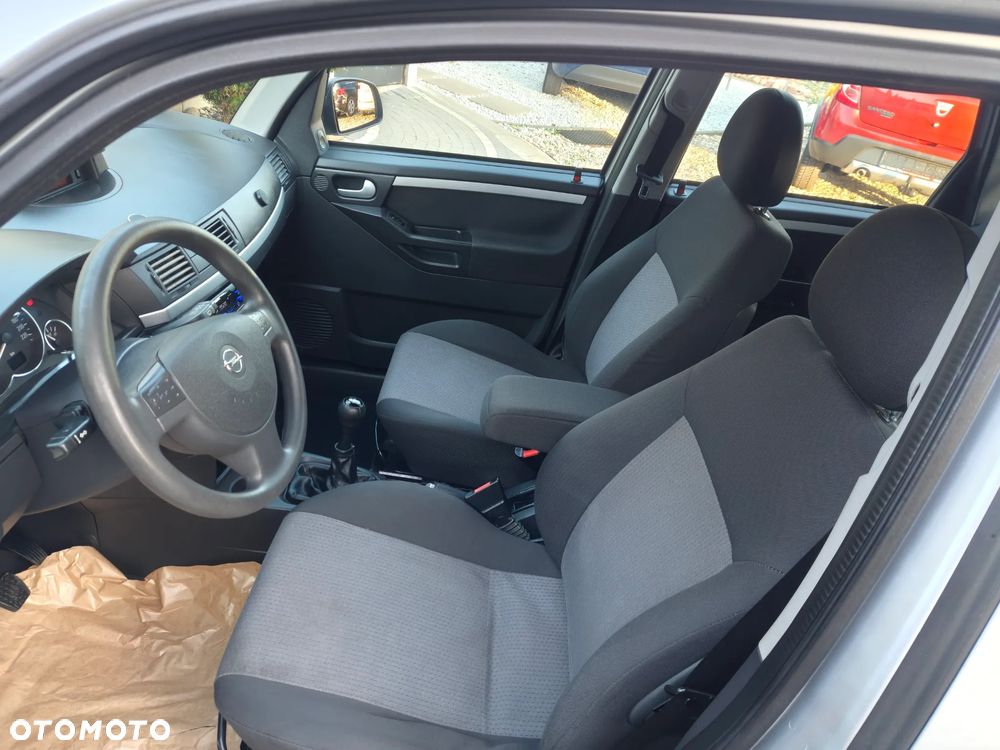 Opel Meriva 2004