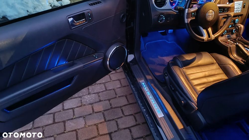 Ford Mustang 3.7 V6 Premium - 17