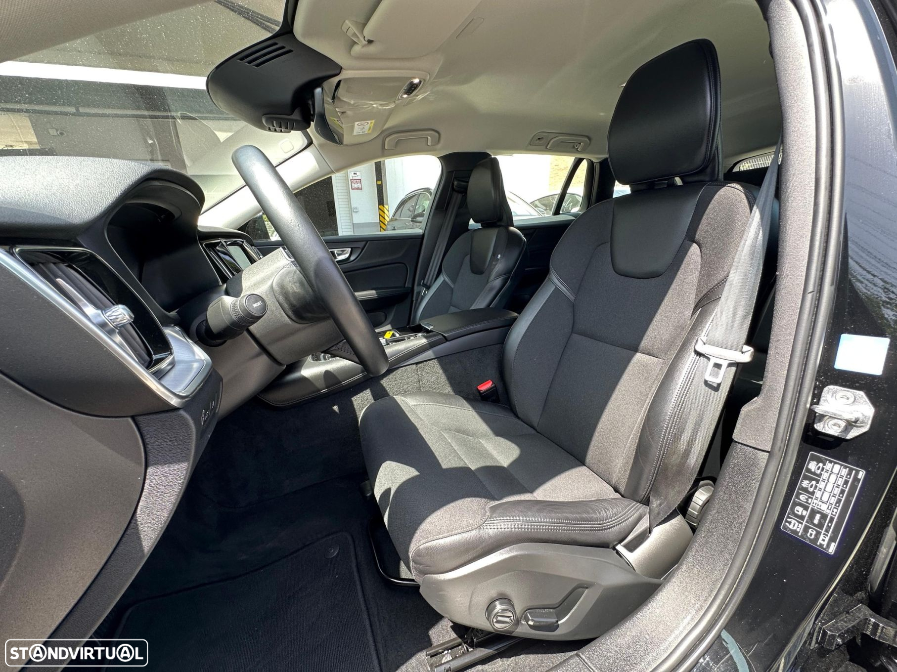 Volvo V60 2.0 T6 AWD TE R-Design Expression - 10