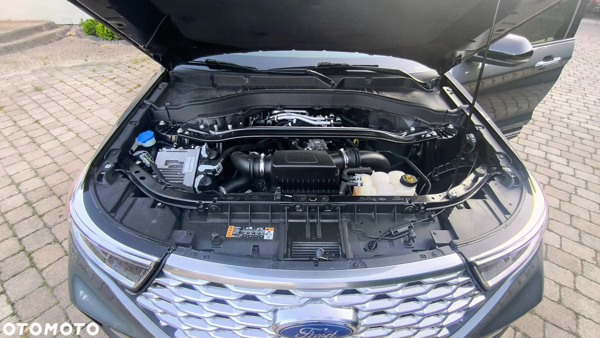 Ford Explorer - 10