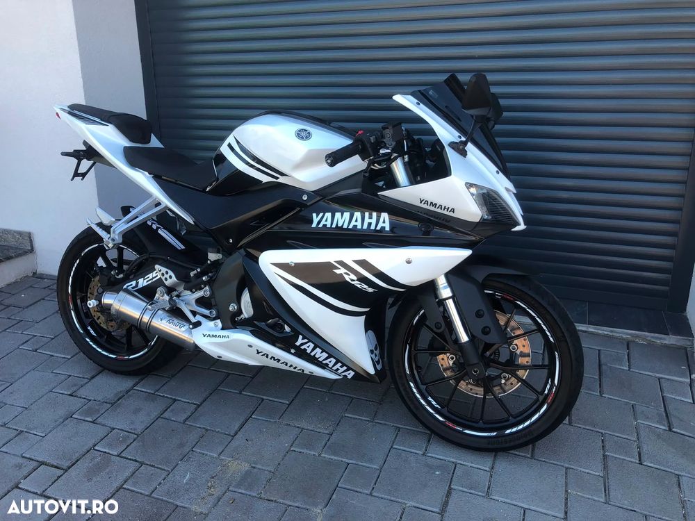 Yamaha YZF-R 125 - 1