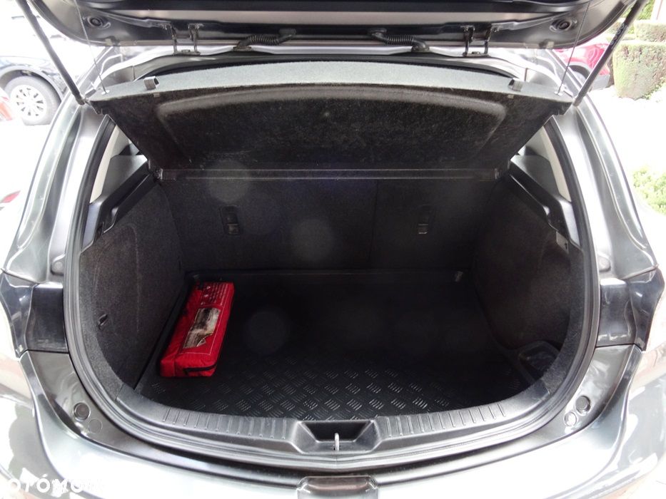 Mazda 3 1.6 Active - 9