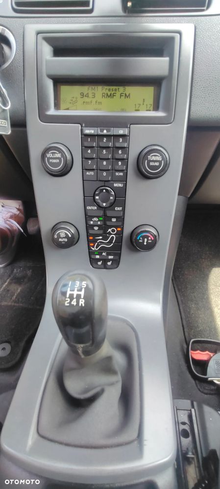Volvo V50 1.6D - 10