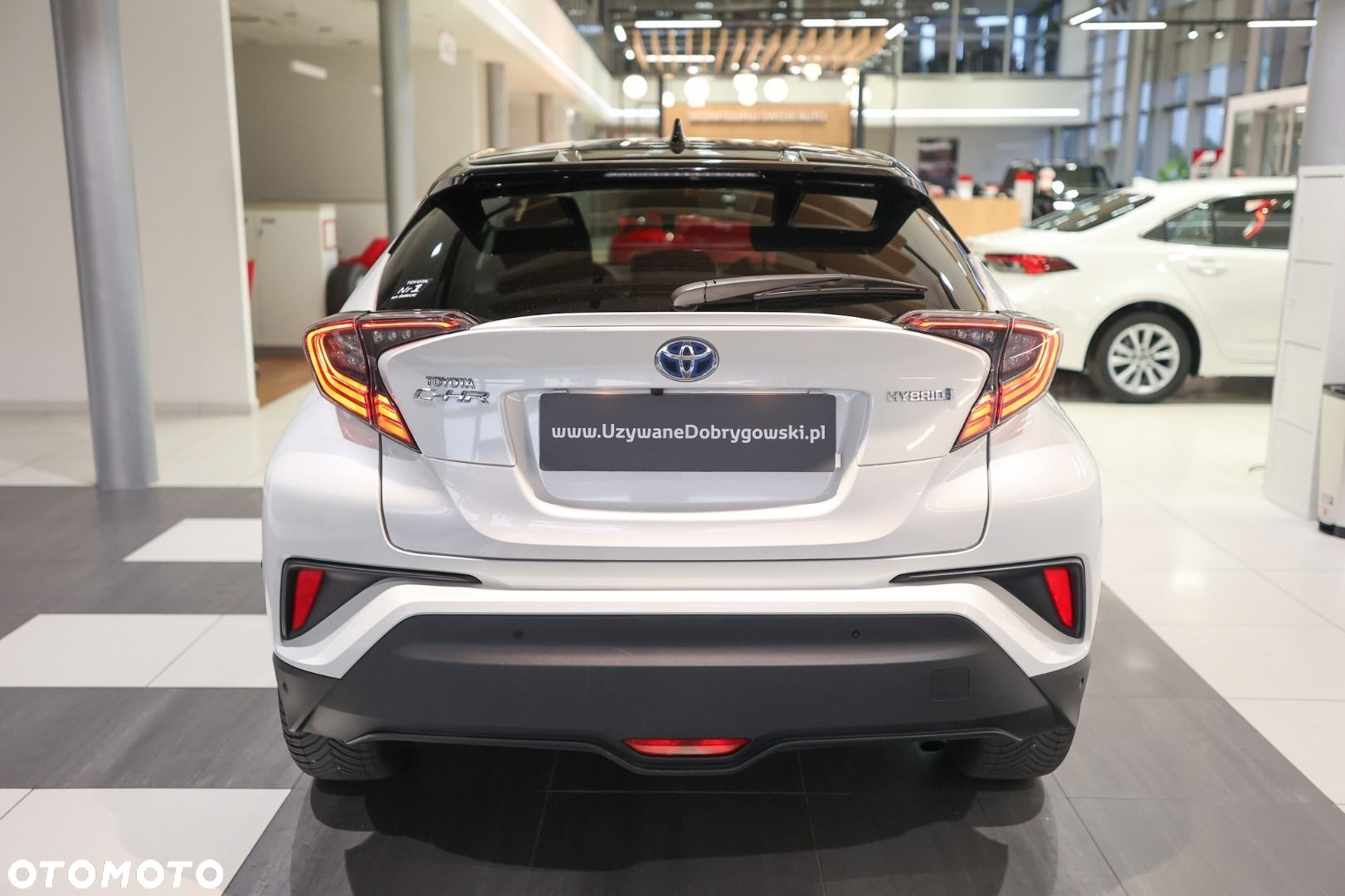 Toyota C-HR - 4