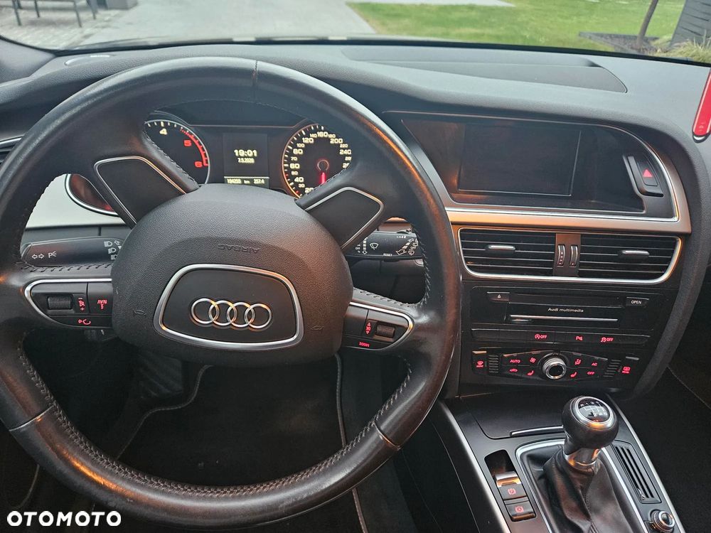 Audi A4 Avant - 10