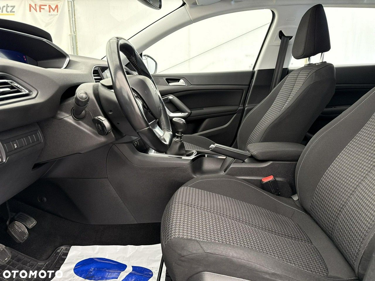 Peugeot 308 - 12