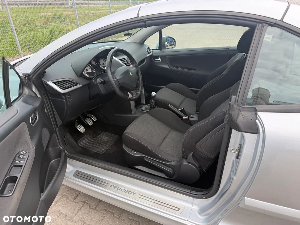 Peugeot 207 CC 120 VTi Sport - 16