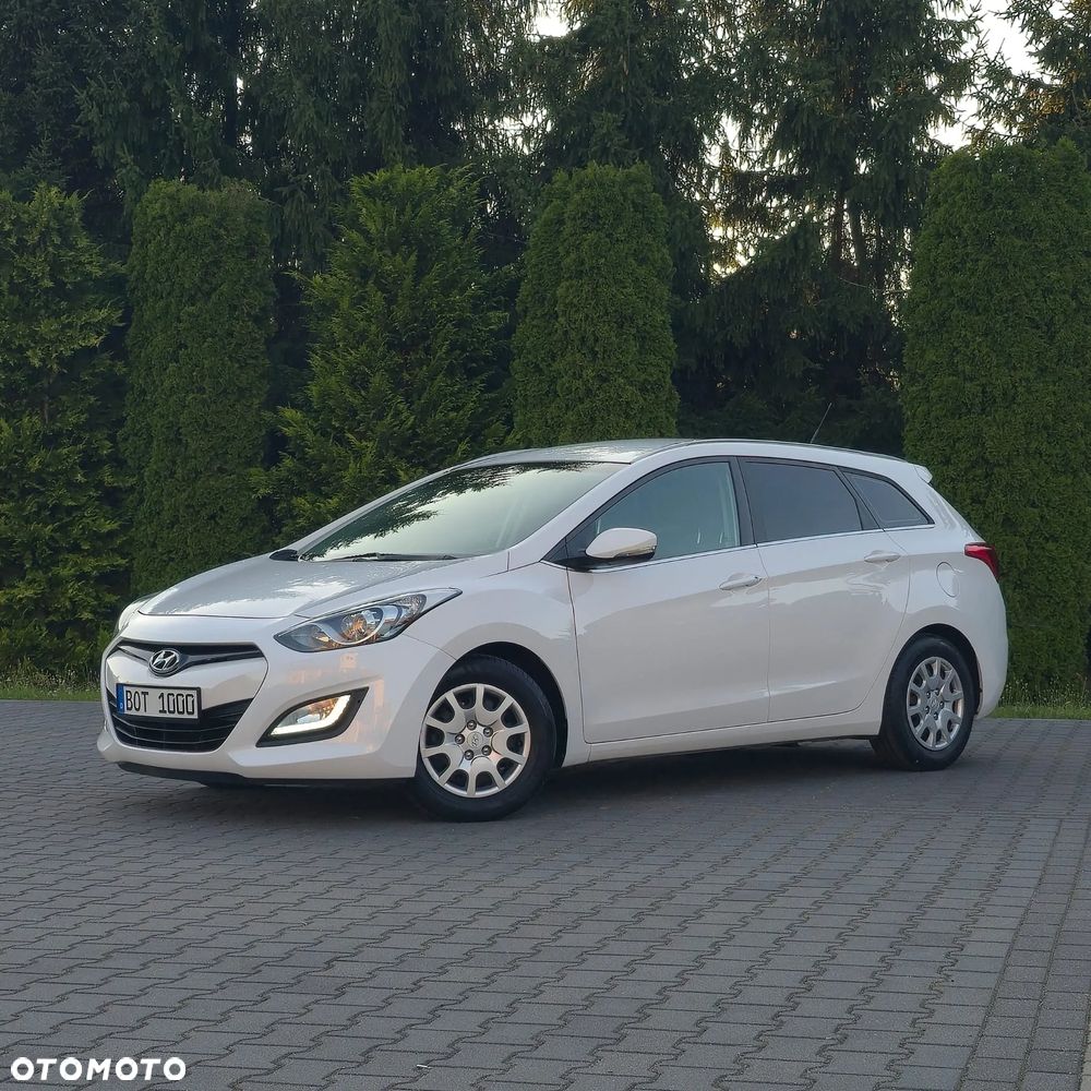 Hyundai i30 blue Kombi 1.6 GDi Passion - 2