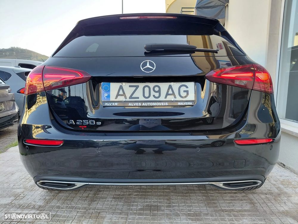 Mercedes-Benz A 250 e Style Plus - 14