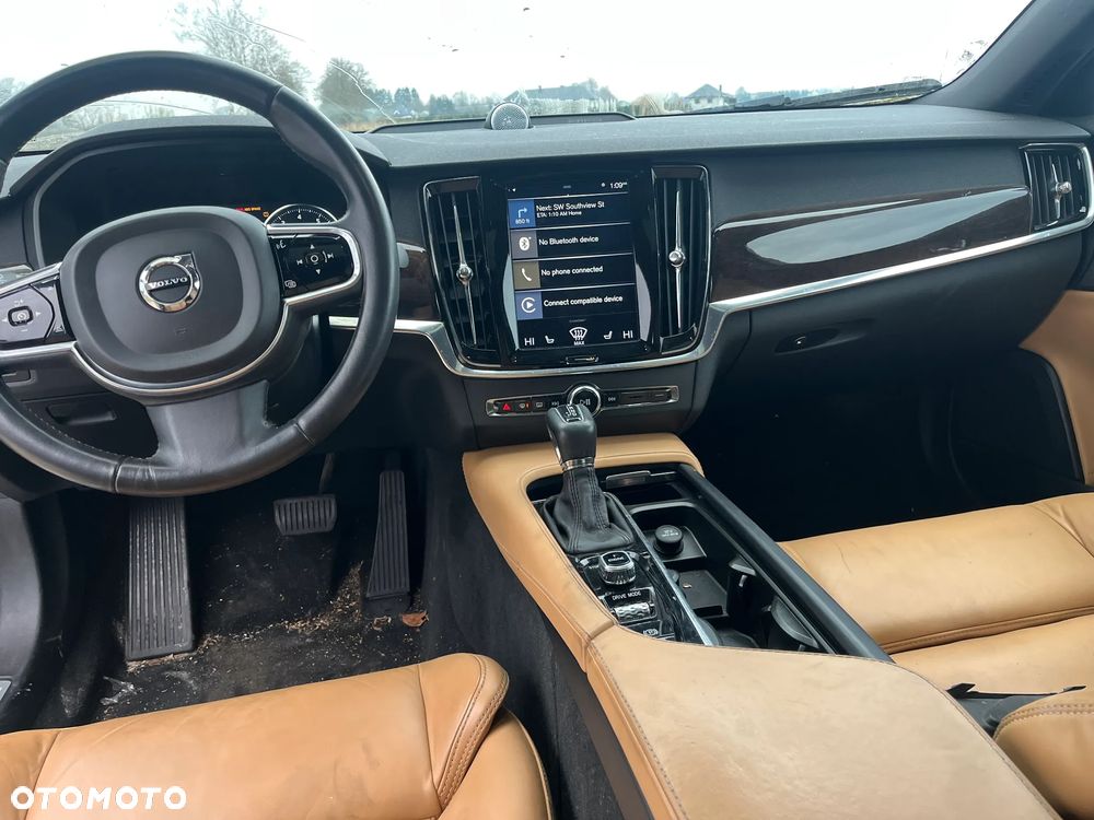 Volvo S90 - 3