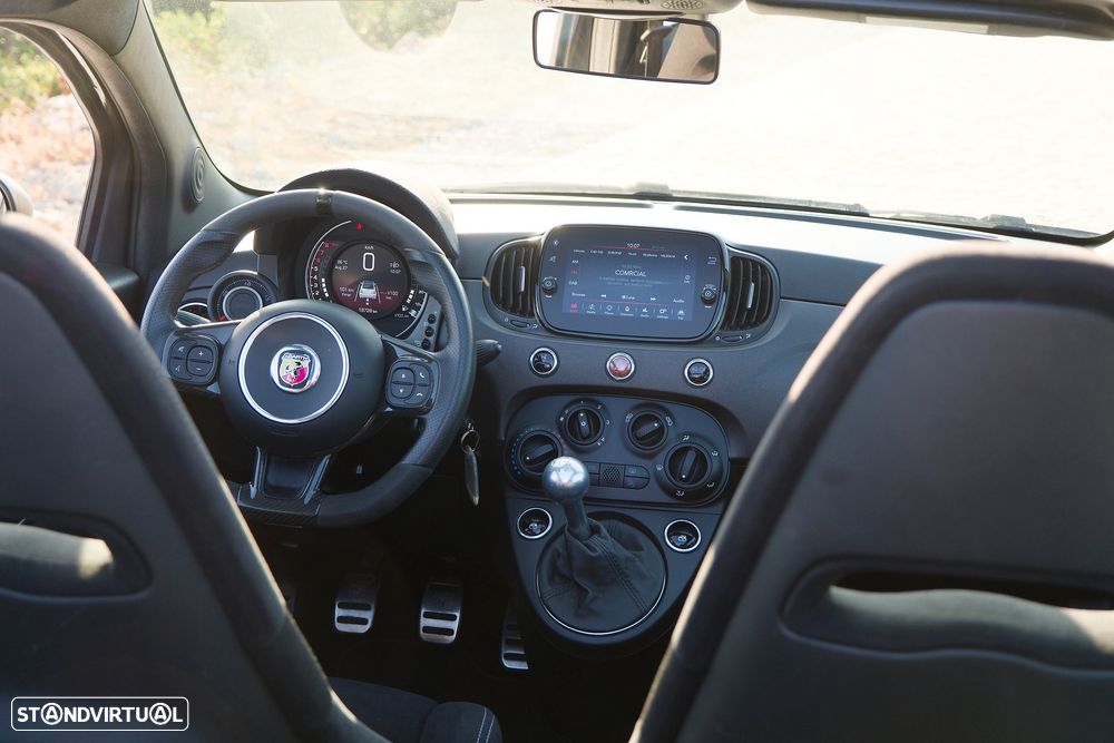 Abarth 695C 1.4 T-Jet — fotografia 16