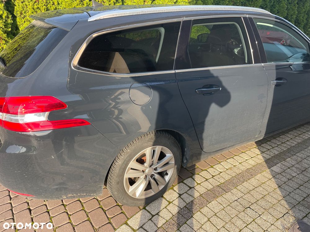 Peugeot 308 SW BlueHDi 120 Stop & Start Active - 3