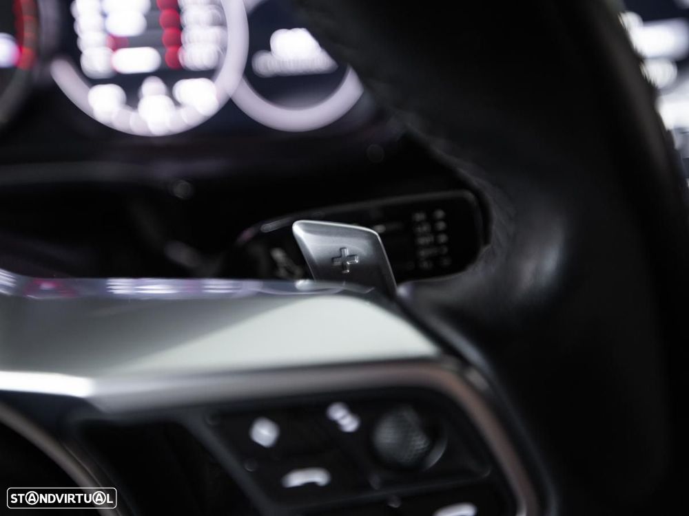 Porsche Panamera 4 S - 24
