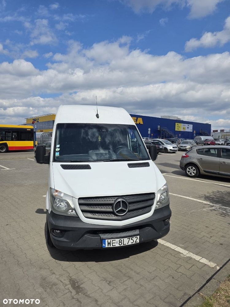Mercedes-Benz Sprinter - 2