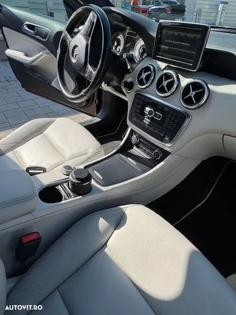 Mercedes-Benz A 200 CDI 4MATIC Aut. - 9
