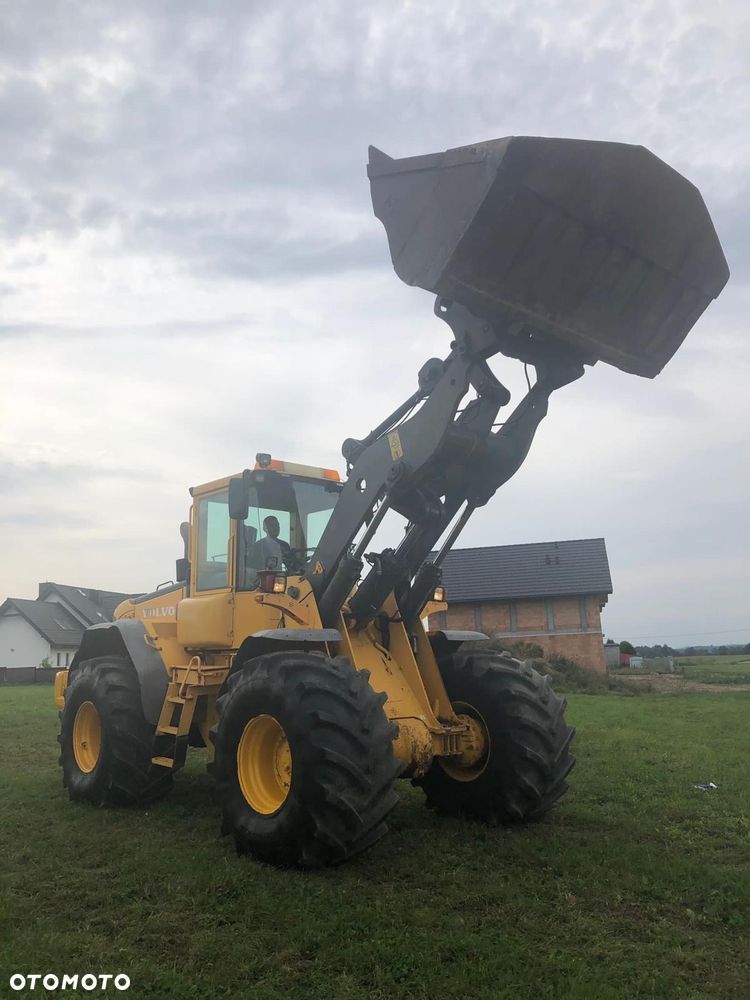 Volvo L120E - 27