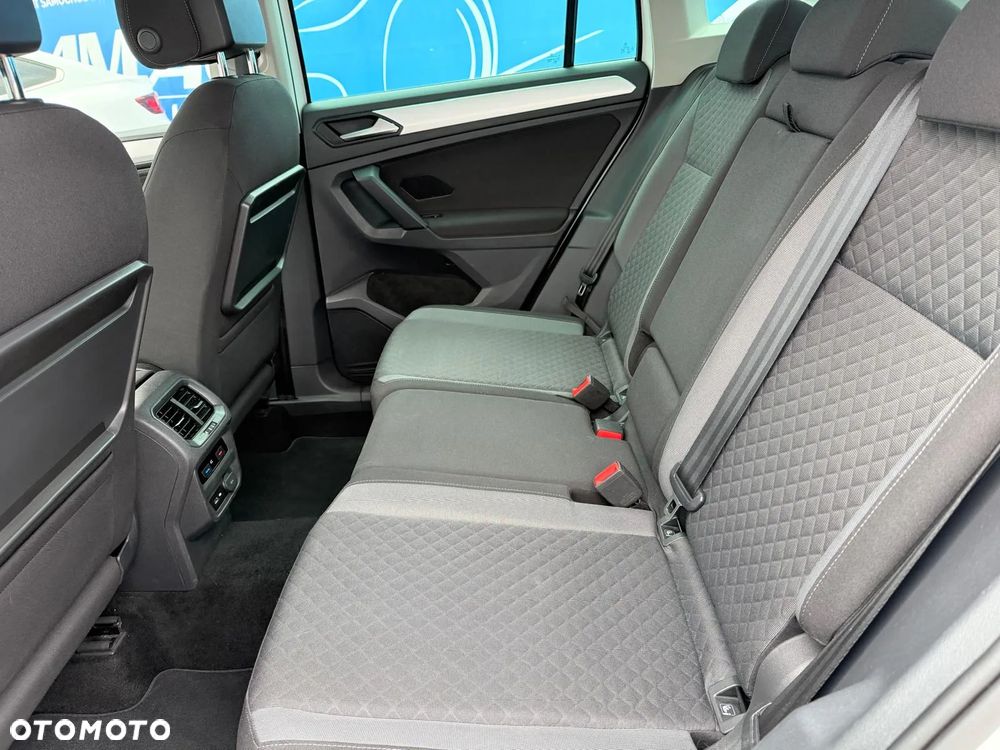 Volkswagen Tiguan 2.0 TDI SCR DSG R-Line - 13