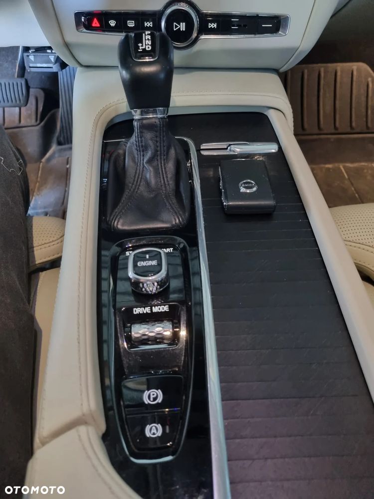 Volvo V90 Cross Country T6 AWD Geartronic - 13