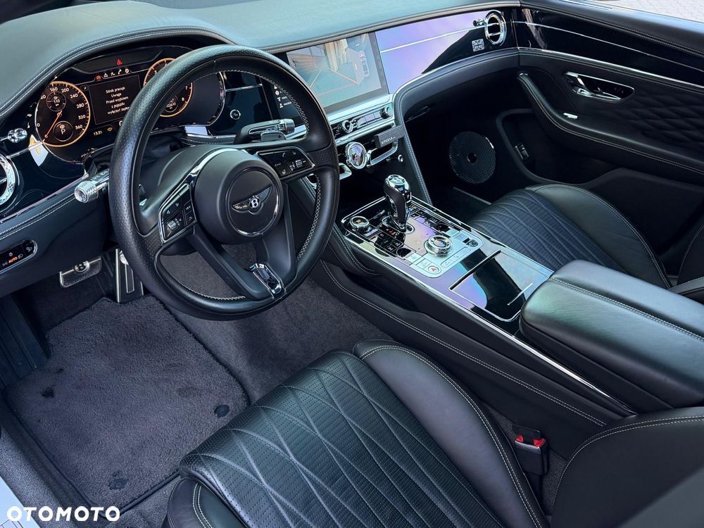 Bentley Flying Spur W12 - 28