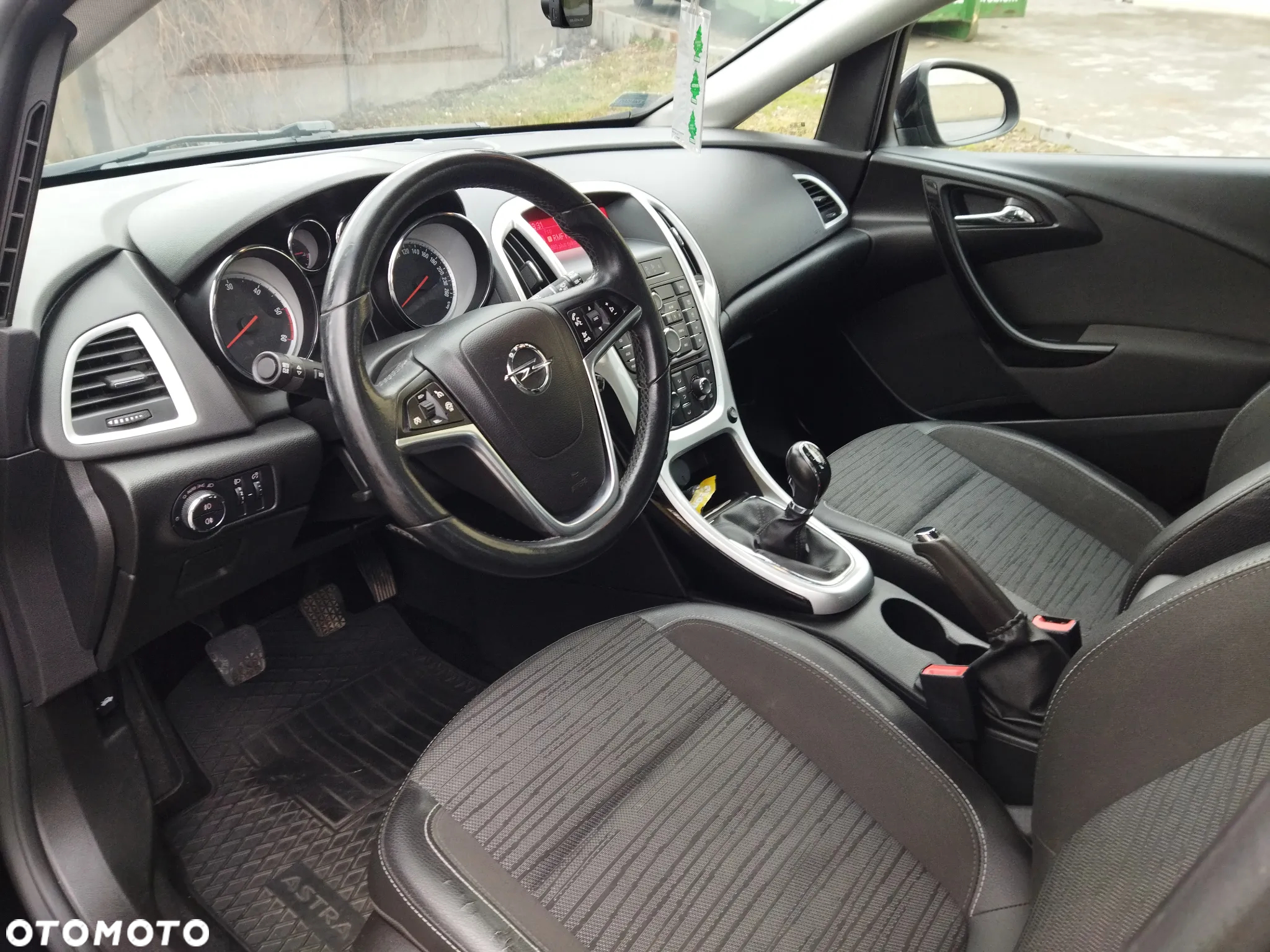Opel Astra 2.0 CDTI DPF Design Edition - 5
