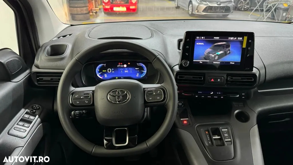 Toyota Proace City Verso 136 CP 50 kWh L2 6+1 Family - 8