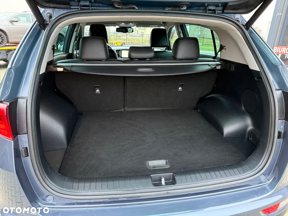 Kia Sportage 2,0 CRDI 2WD ISG Spirit - 33