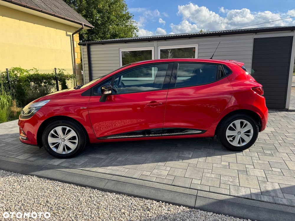 Renault Clio 1.2 16V 75 LIMITED 2018 - 10