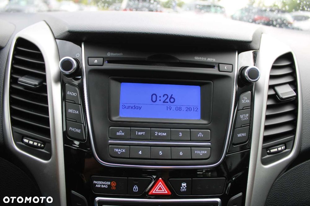 Hyundai i30 - 32