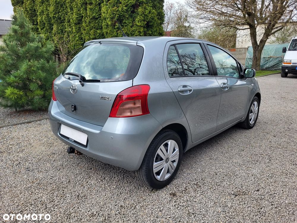 Toyota Yaris 1.3 VVT-i Cool - 6