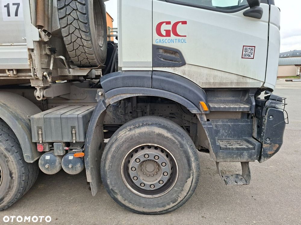 Iveco X - Way 480 8X4 - 39