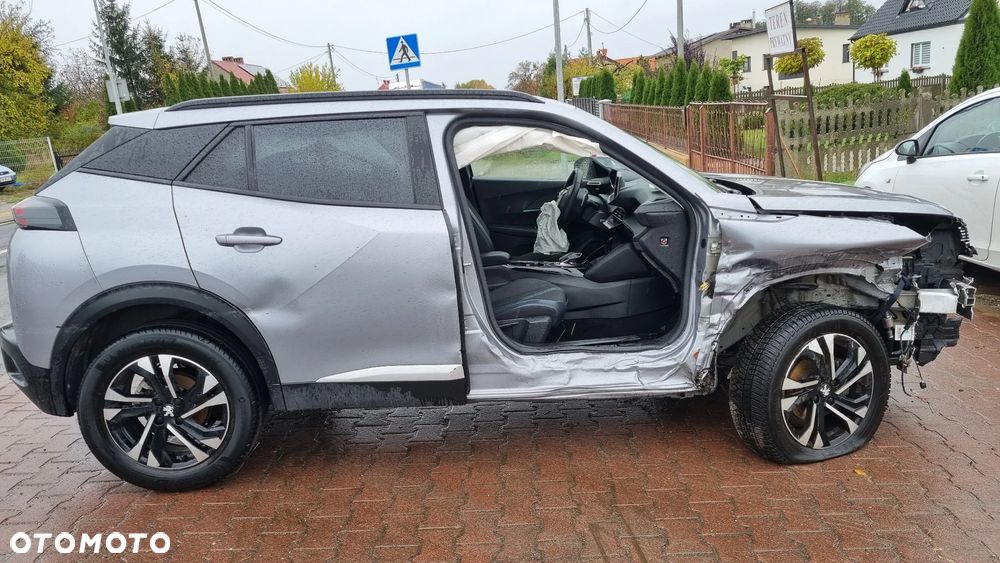 Peugeot 2008 1.2 PureTech Active Pack S&S EAT8 - 4