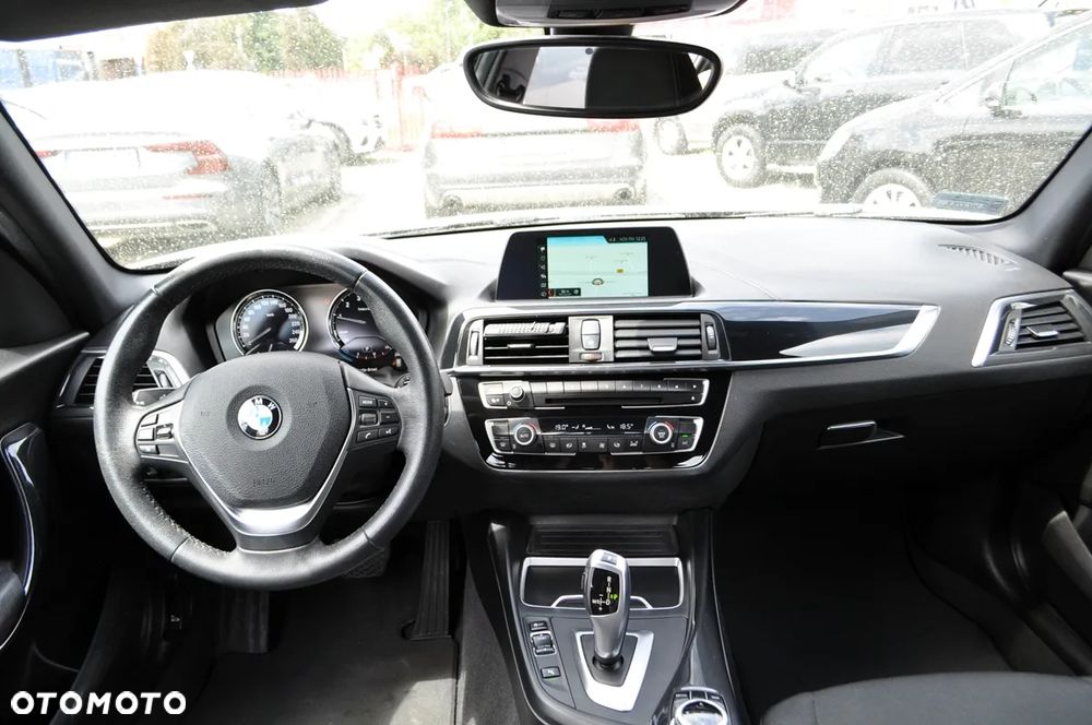 BMW Seria 1 118i GPF Sport Line - 20