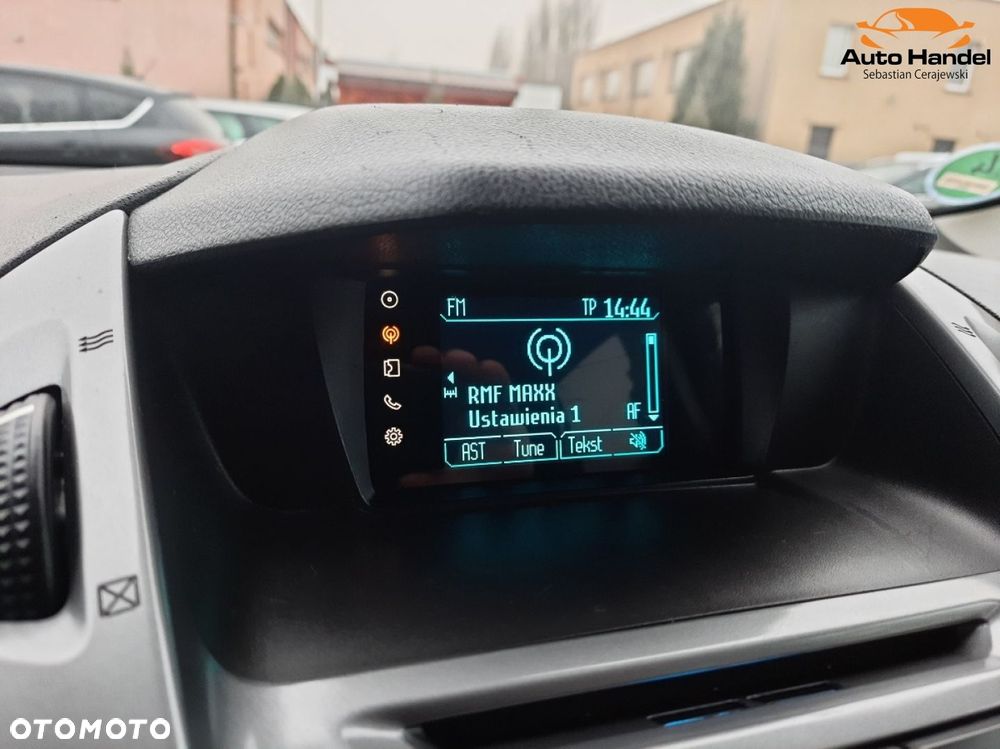 Ford Transit Connect - 16