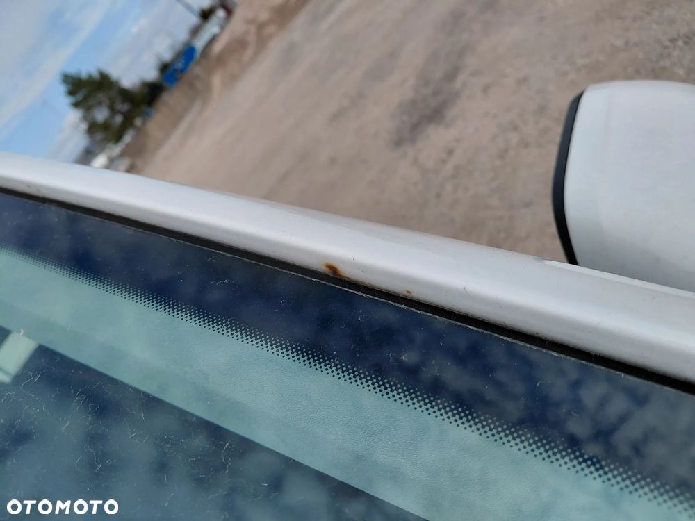 Volkswagen Caddy 2.0 TDI Comfortline - 19