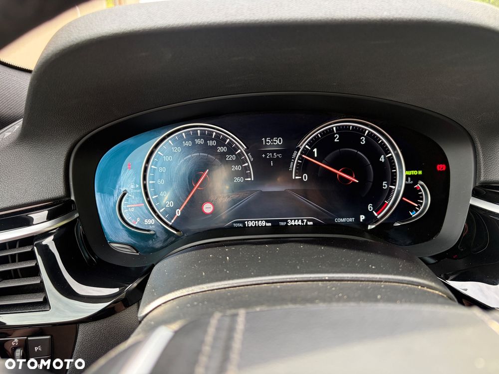 BMW Seria 5 530d xDrive Sport Line sport - 19