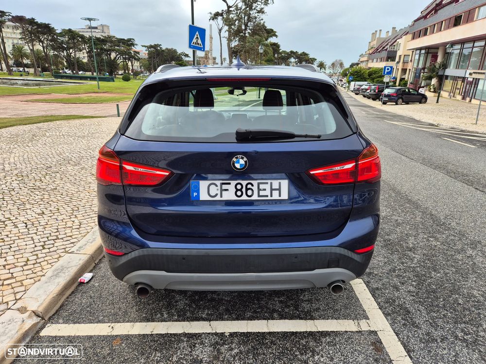BMW X1 25 i xDrive xLine - 4