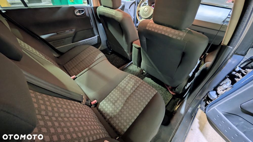 Renault Megane - 8