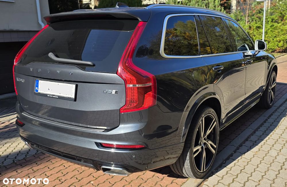 Volvo XC 90 D5 AWD R-Design 7os - 4