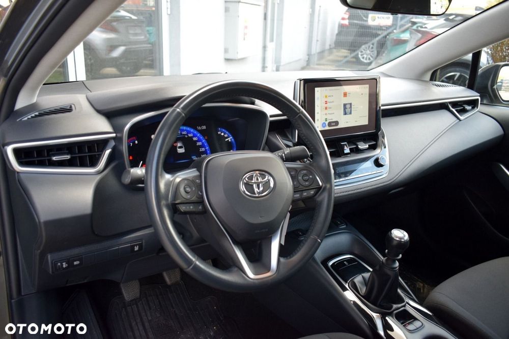 Toyota Corolla - 12
