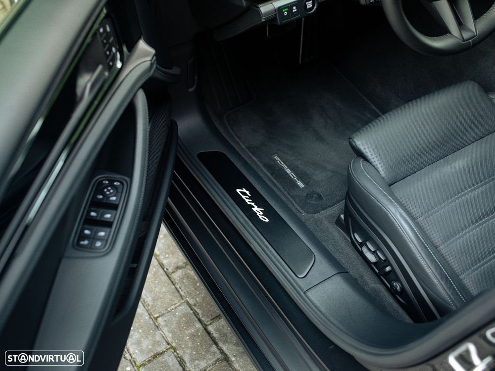 Porsche Panamera Turbo E-Hybrid - 22