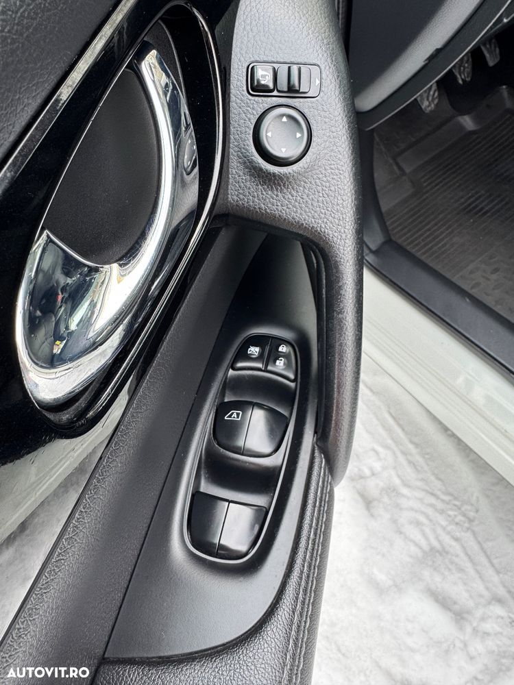 Nissan Qashqai 1.6 DCI Start/Stop Tekna - 15