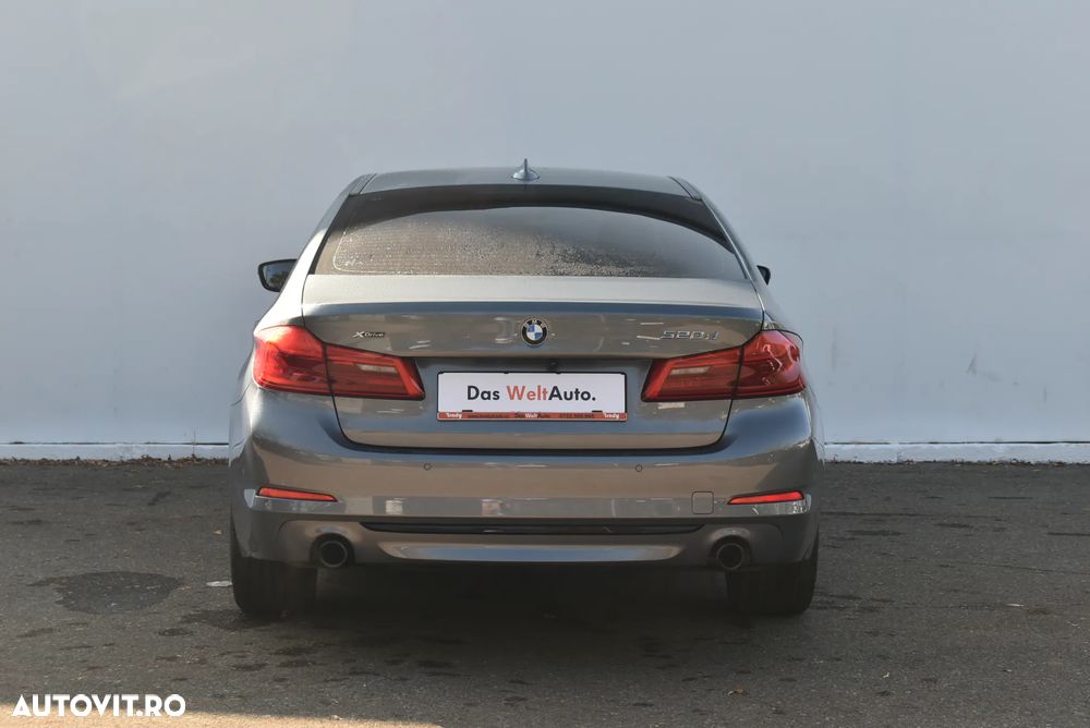 BMW Seria 5 520d xDrive AT MHEV - 8