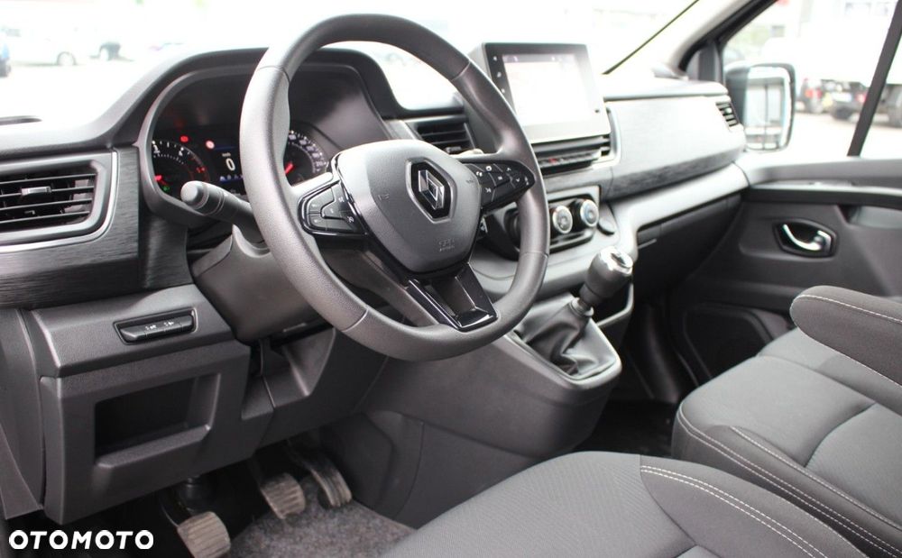 Renault Trafic - 17