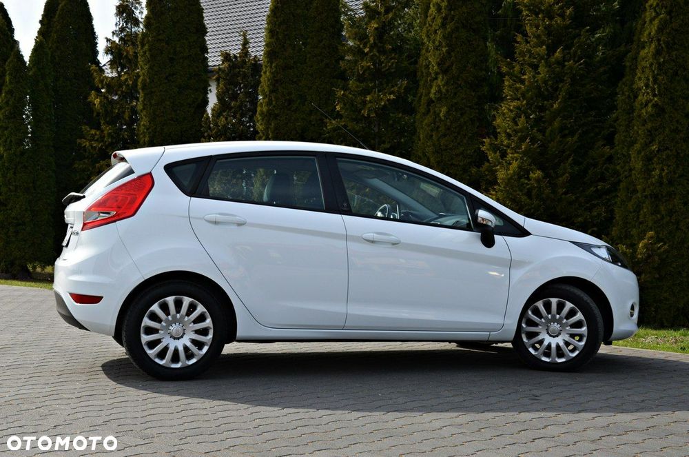 Ford Fiesta 1.25 Silver X Plus 2 EU6 - 26