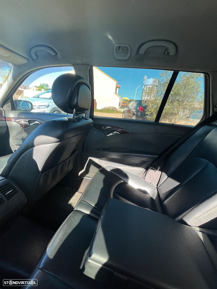 Mercedes-Benz E 220 T CDI Auto Classic - 8